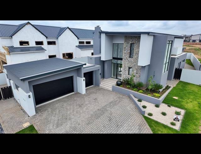 4 BEDROOM HOUSE FOR SALE IN MIDSTREAM ESTATE